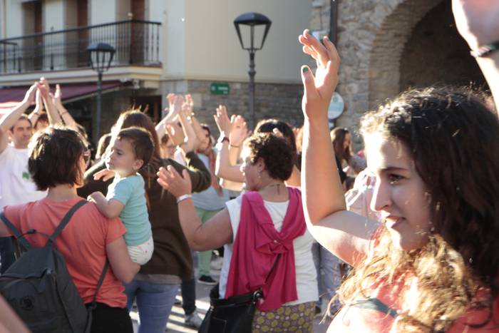 Herri galdeketan jai giroa n 16 1494236372986