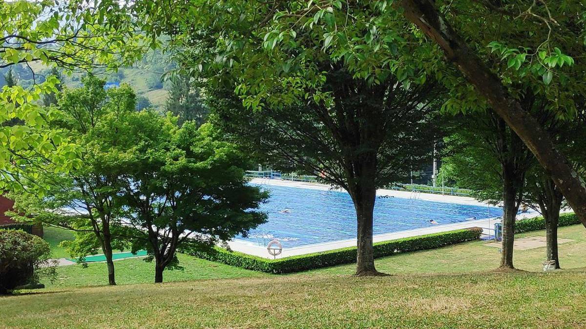 Legionella agertu da Laudioko zenbait udal azpiegituratan, baina ez igerilekuetan