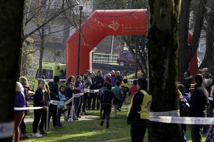 Umeek eta gurasoek bete zute 95 1519653194255