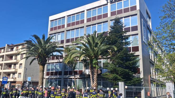 Hiru lanuzte egun gehiago deitu dituzte Tubacexeko langileek, gaur hasita