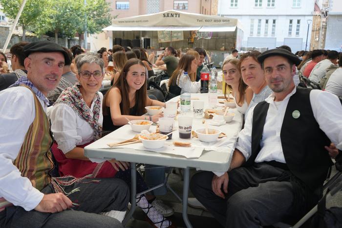 Euskal Jaiak Aldai plaza har 9 1759004258638