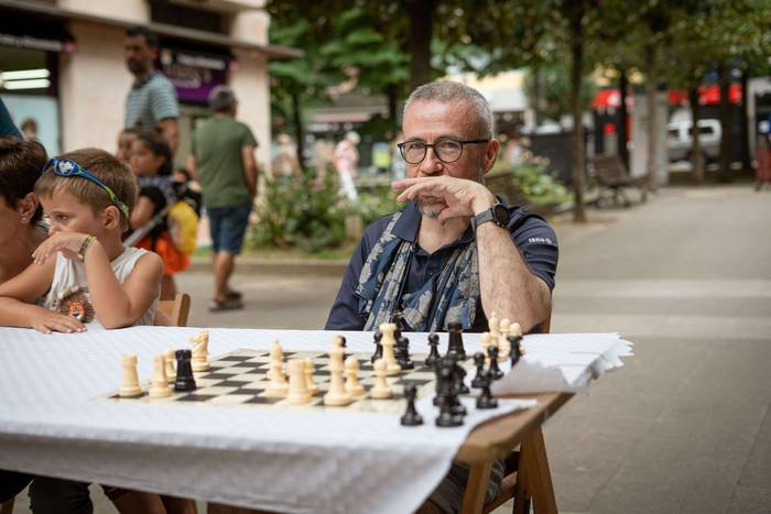 Haur eta nagusiak izan dira  23 1755092563040