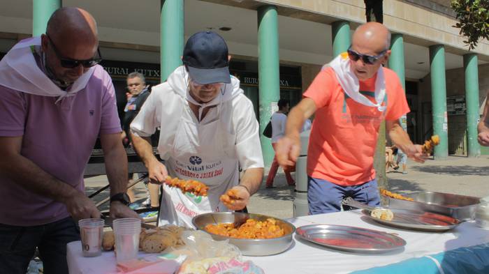 Baserritar Eguna indarrez ha 6 1503664198327