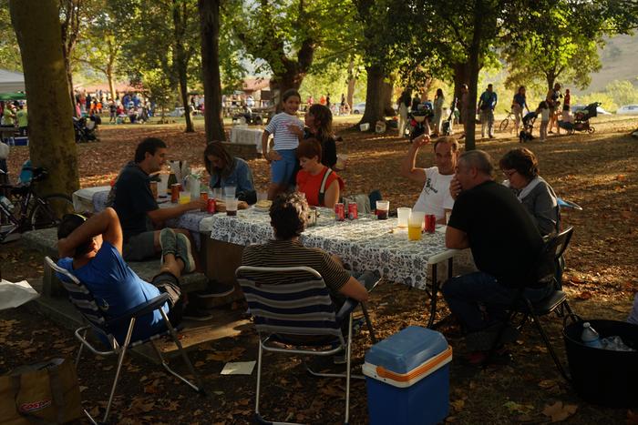 Arteko Gure Aman elkartu eta 3 1757796200043