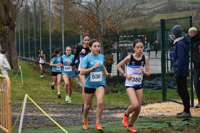 Igandeko hotzari iskin egin  62 1770731242981