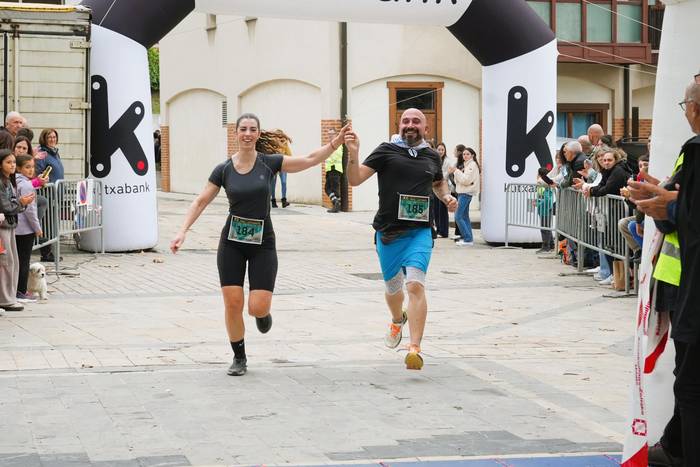 Hirurehundik gora korrikalar 72 1761471941449