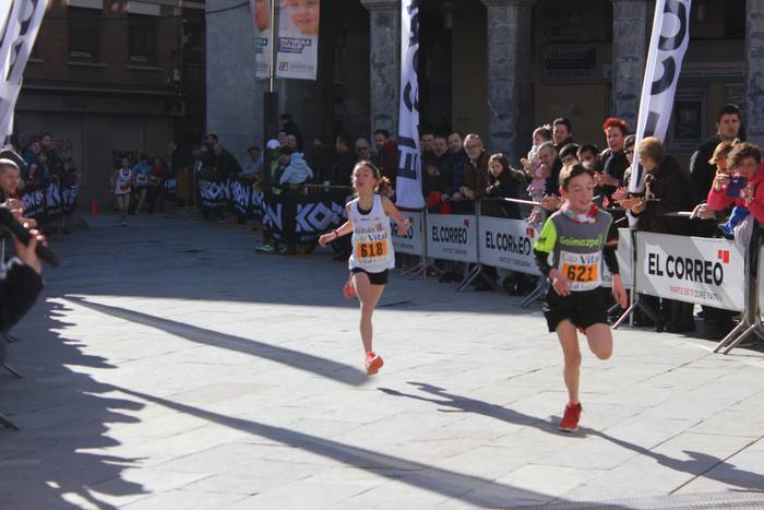 300 korrikalari baino gehiag 152 1517151044549