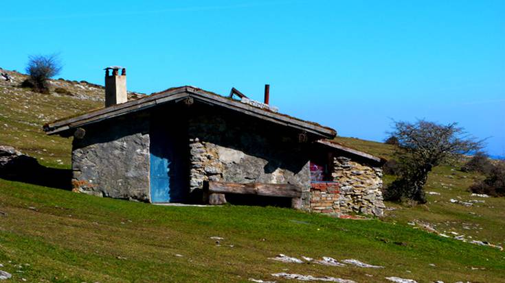 Gorobel mendilerroko abeltzaintza babesteko alegazioak aurkeztu ditu EH Bilduk