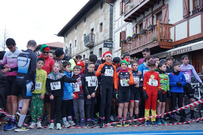 400 kirolarik parte hartu zu 14 1767281894090