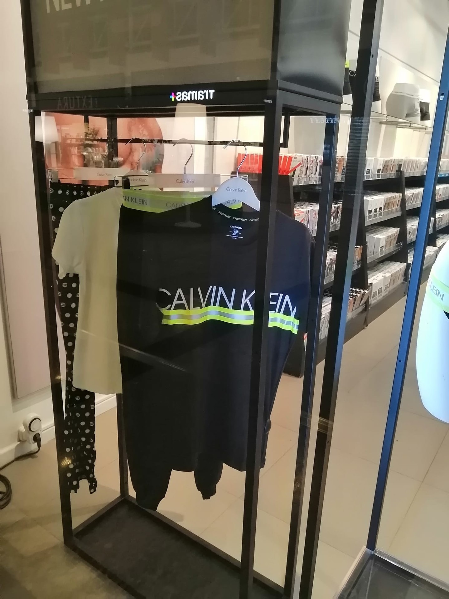 Tubacexeko grebalariak izan dira Calvin Kleinen azken bildumaren inspirazioa?