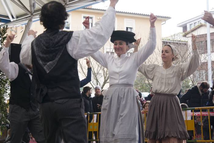 Egon diren, dauden eta egong 24 1769978649194