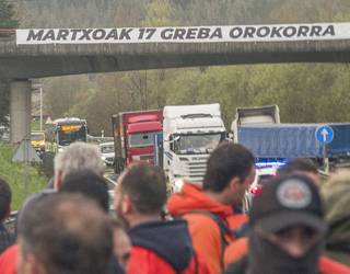 Nor zara zu oldarraldi honetan?