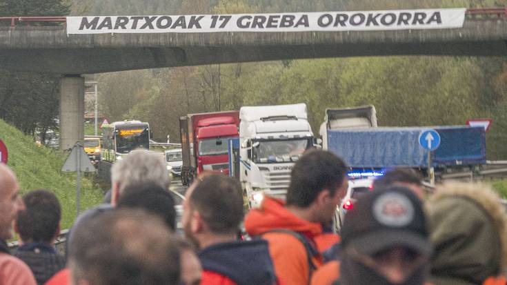 Nor zara zu oldarraldi honetan?