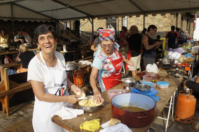 Pilota, gastronomia eta musi 13 1502907806393