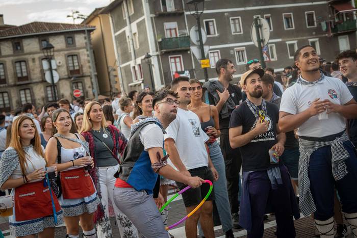 Zezen plaza lepo Muturreko H 95 1756414854695