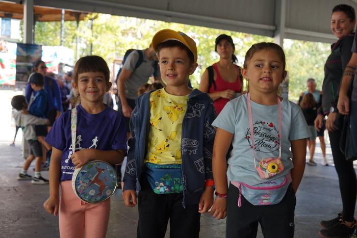 Adin guztietako mendizaleek  1 1760276974180