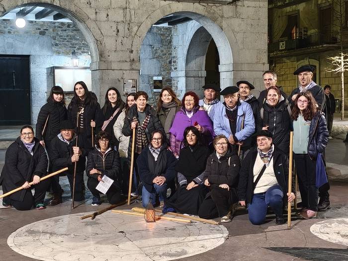 Agate Deunaren bezperak adin 39 1770291945290