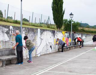 Berdintasunaren eta aniztasunaren aldeko murala margotu dute Lantenon