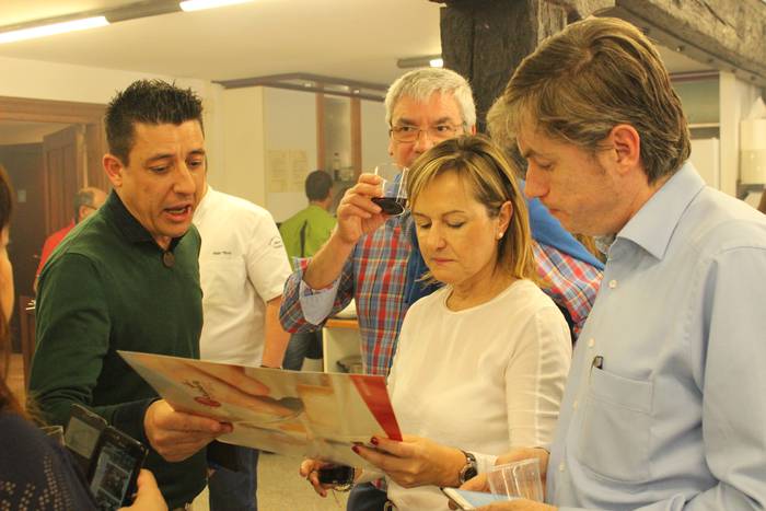 Haitzulo-Barri, Alboka, Ilun 30 1490728436851