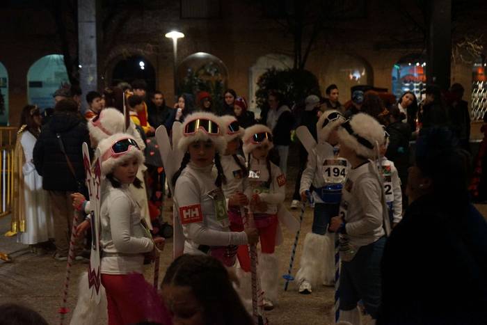 Irudimenez bete dituzte Amur 49 1771098586233