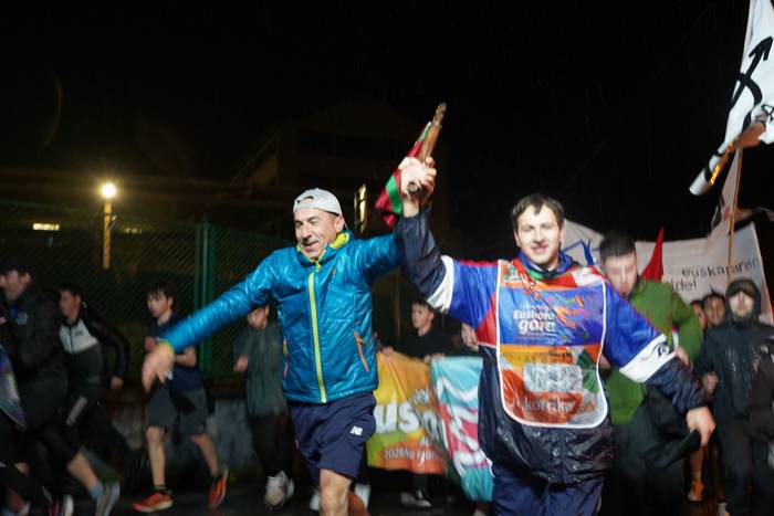 Aldarrikapenez eta pirotekni 220 1774615723114