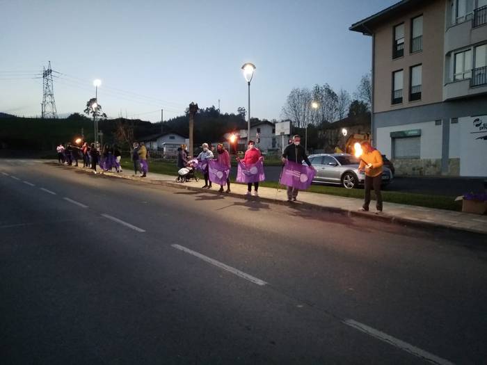 7 herritan egin dituzte mobi 5 1606334323860