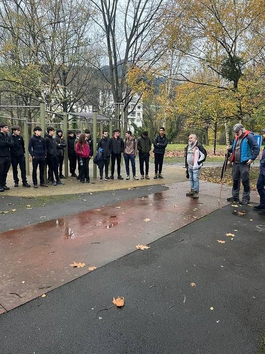 Eguraldia petrala izan arren 1 1765399929481