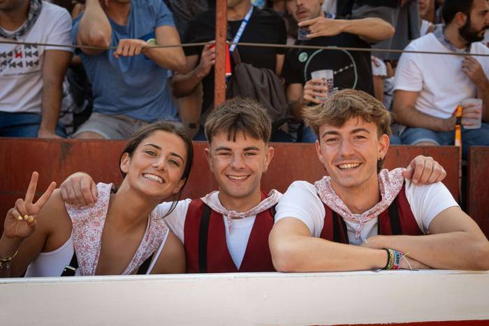 Zezen plaza lepo Muturreko H 7 1756414529597