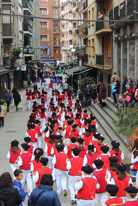 Ehunka umek zabaldu dute dan 19 1493310575250