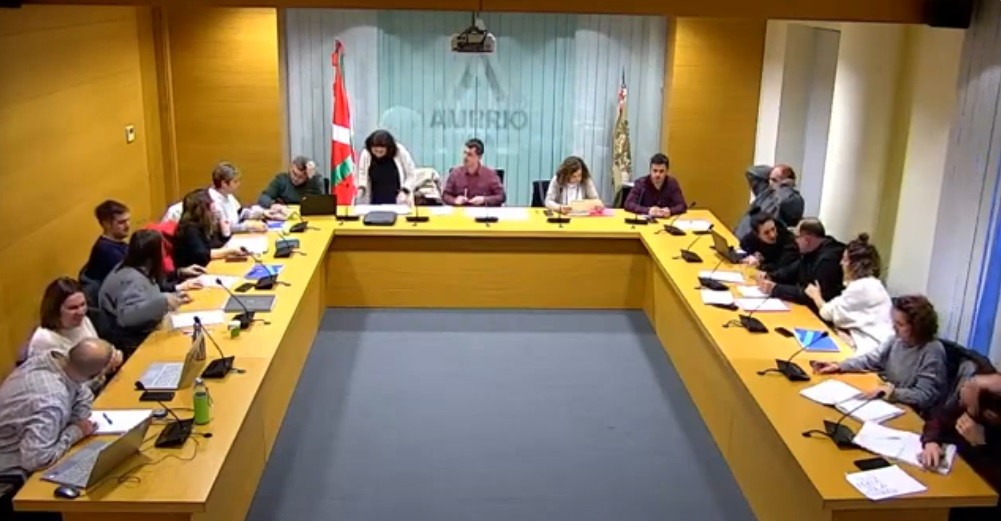 EH Bilduk kritikatu du Amurrioko alkateak ez ziola hitza eman udal langile bati otsaileko udalbatzan