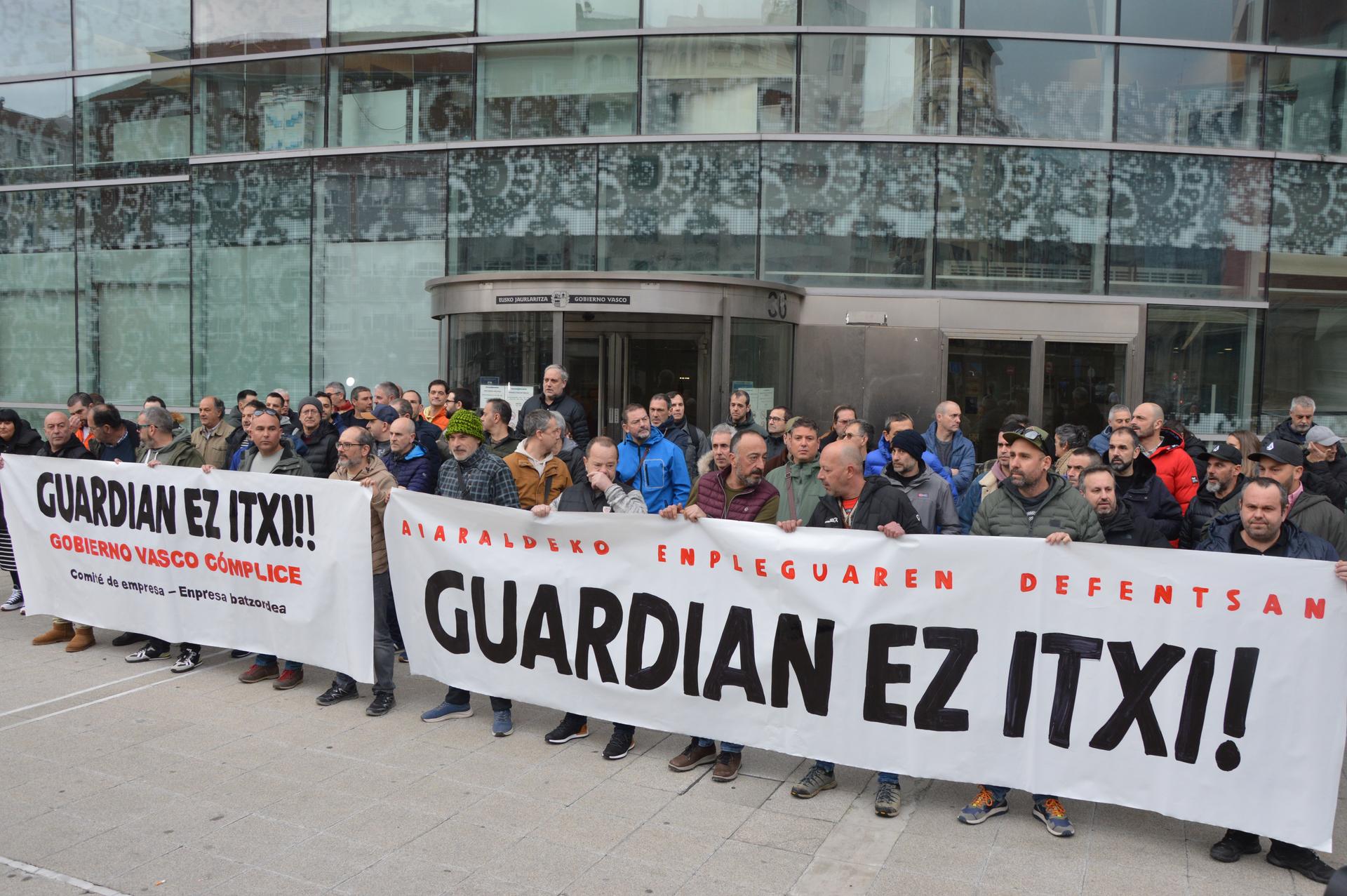 LABek salatu du Eusko Jaurlaritzak Guardianen bide-orria jarraitzen duela eta 171 langileen enplegua mantentzea ez dela bere lehentasuna