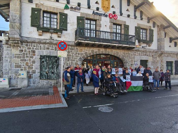 Tren-zerbitzu irisgarri bate 2 1764606124370