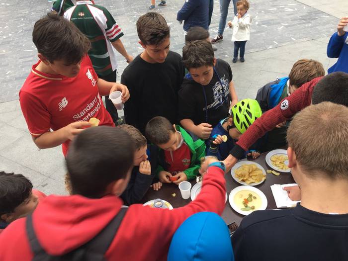 Ekintzaz eta aldarriz busti  9 1496596698821