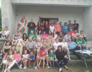 Giro ederrean ospatu dituzte Salmantoneko jaiak