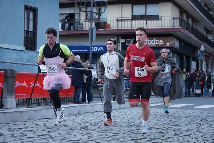 400 kirolarik parte hartu zu 72 1767282729848