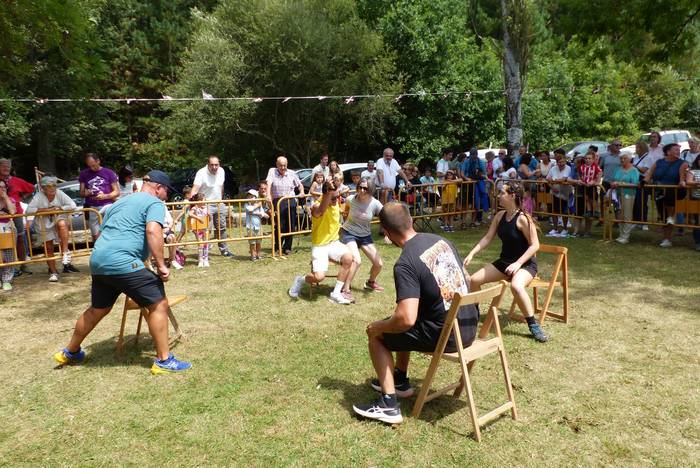 Andra Mari Zuriaren jaiak je 9 1754900923251