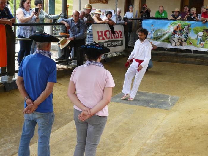 Julio Izarra eta Bego Perez  2 1560740838846