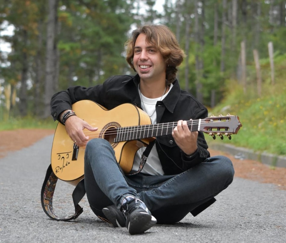 Julen Burgos laudioarrak parte hartuko du Rockein musika lehiaketako finalean larunbatean
