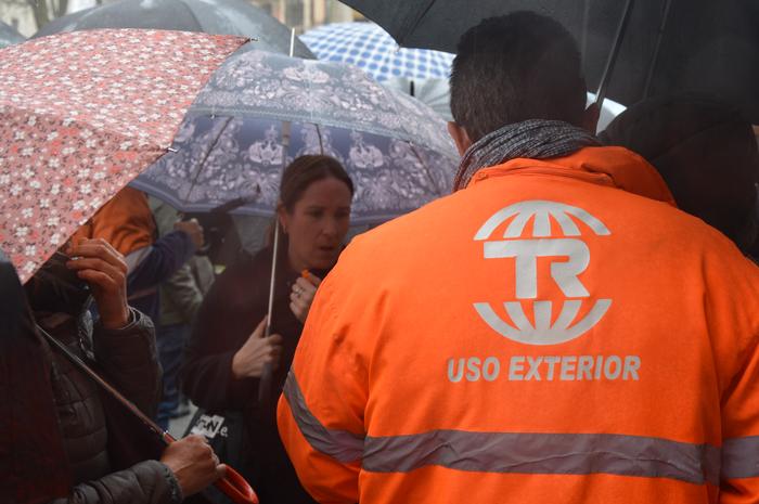 Tubos Reunidoseko langileek  7 1772795046832