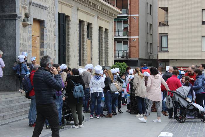 Danbor hotsez bete dituzte b 176 1524860828900