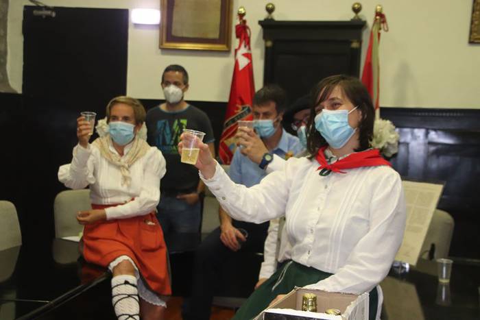 Ahoak maskarillaz estalita,  65 1588925099538