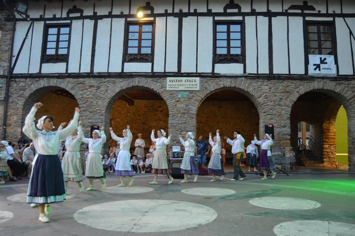 Kulturaz blai bizi izan dute 19 1750803469693