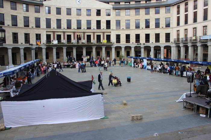 Gobernuz kanpoko erakundeen  18 1509108113949