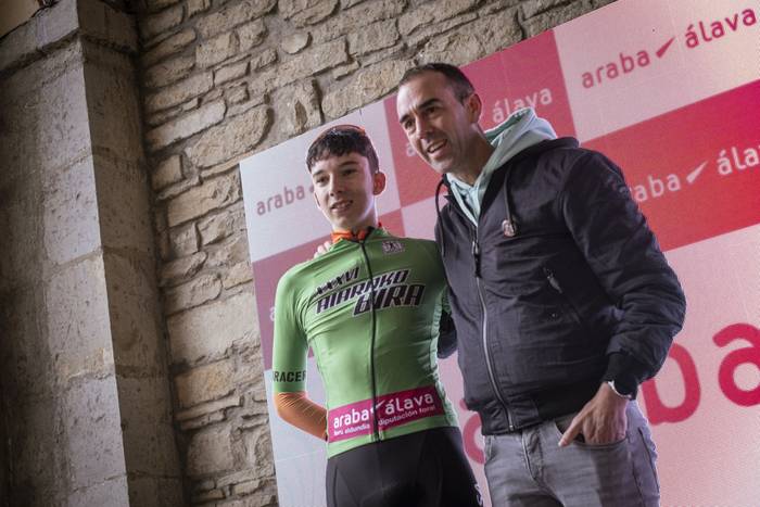 Artziniegako kale estuetan l 37 1773517304957