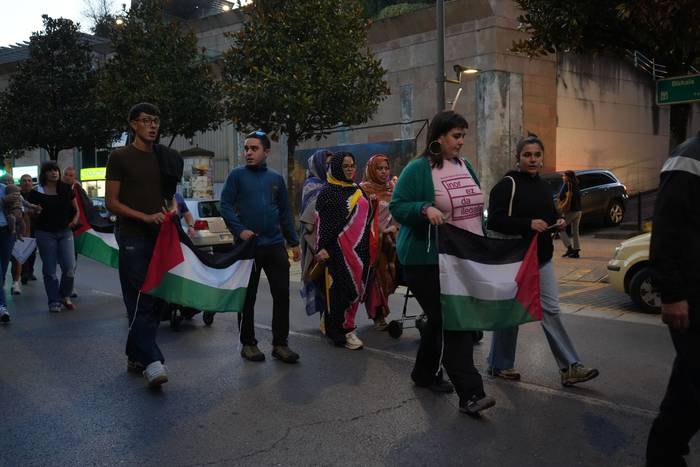 Giza katea osatu dute Gazako 38 1759863790846