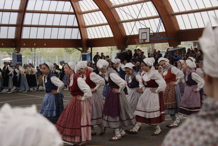 Dantzari Egunak herriguneko  72 1521468025745