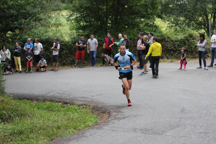 Auzoko mendiak zeharkatu zit 13 1498470714164