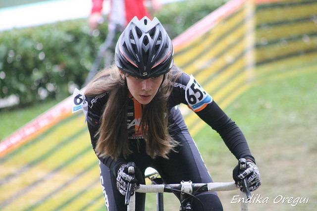 Nazioarteko Ziklokrosean esk 64 1509385340325