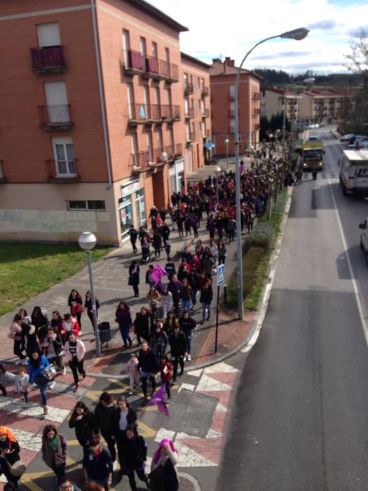 Greba feministaren goizeko t 16 1520511462403