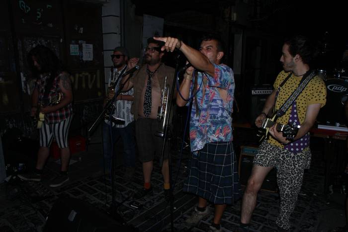 Morrillon lagun, joko artean 71 1502906674126